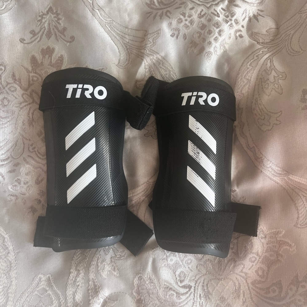 Adidas shun guards